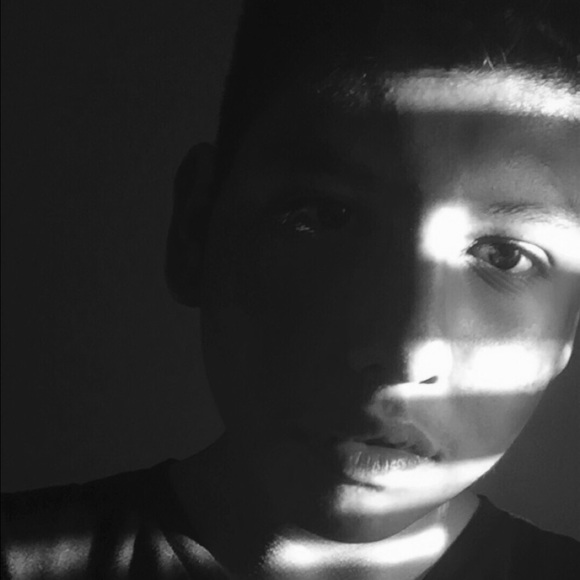 Profile Picture of Mark Ferrer (@mark_ferrer99) on Poshmark