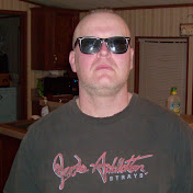Profile Picture of John Angle (@TheAnglejohn38) on Youtube