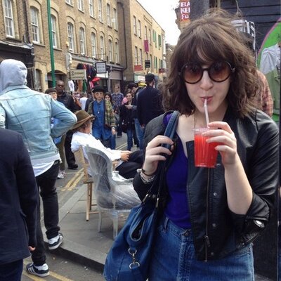 Profile Picture of Julia Stern (@whooolia6) on Twitter