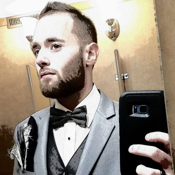 Profile Picture of Andrew Formato (@theox94) on Poshmark