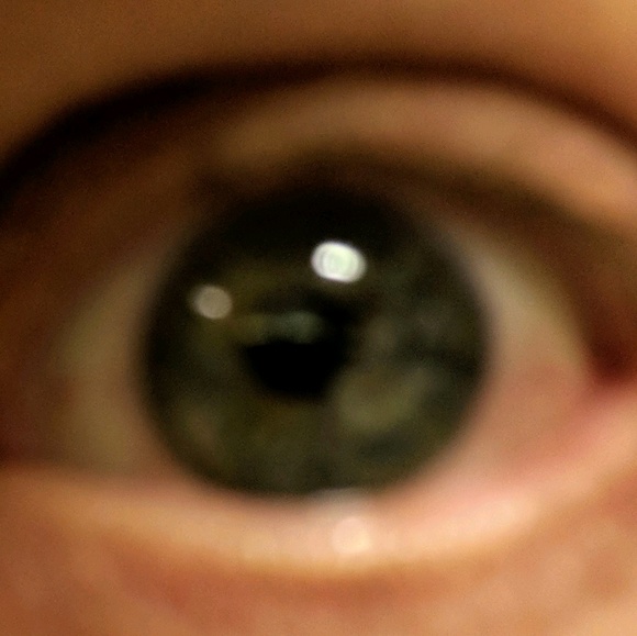 Profile Picture of April Bradshaw (@dna400) on Poshmark