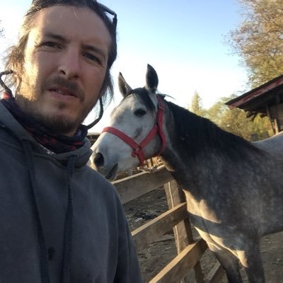 Profile Picture of Cesar U #Apruebo (@CesarUribeAray1) on Twitter