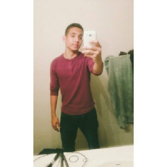 Profile Picture of Sean Spell (@sean_spell) on Poshmark