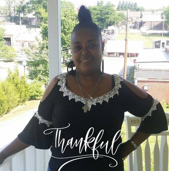 Profile Picture of Millette Lampley (@millettel) on Poshmark