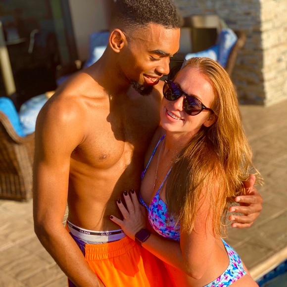 Profile Picture of Kelsey Weissenhofer (@klynnxweiss4) on Poshmark