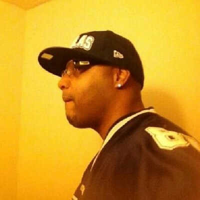 Profile Picture of Lorenzo Reid (@lorenzo7400) on Twitter