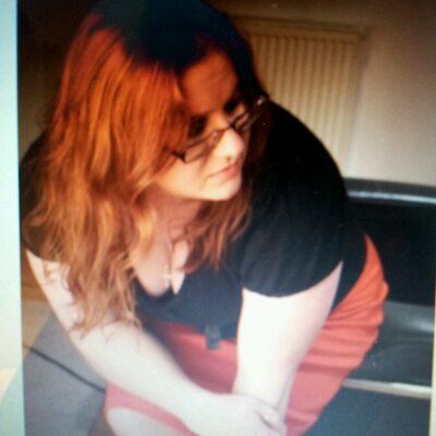 Profile Picture of Frances Davies (@FrankieDee10) on Twitter