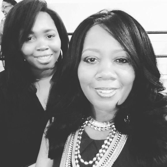 Profile Picture of Brihanna Thompkins (@brihannalitt) on Poshmark