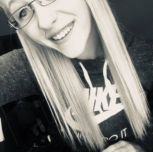 Profile Picture of Briana Juedes (@briana_taylor1) on Poshmark