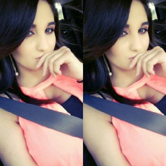 Ariel Moreno - Poshmark Profile Picture of Ariel Moreno (@leiram11) on Poshmark