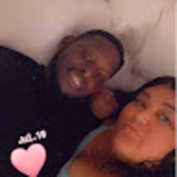 Michelee Alvarez - Poshmark Profile Picture of Michelee Alvarez (@micheleealvarez) on Poshmark