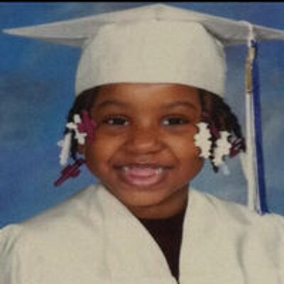 Profile Picture of Terri Suber (@yymewfGregory) on Twitter