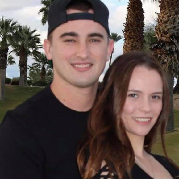 Profile Picture of Tipton Ellenz (@tiptonellenz) on Poshmark