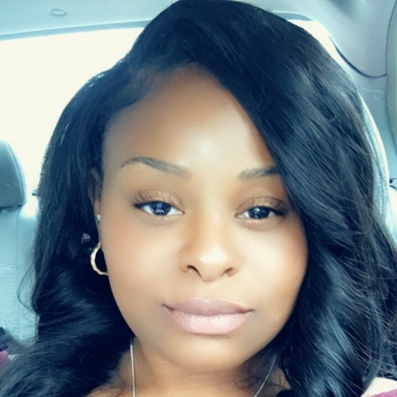 Profile Picture of Jondell Green (@jondellgreen1) on Poshmark