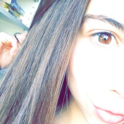 Profile Picture of Thea Graham (@thea_graham) on Twitter