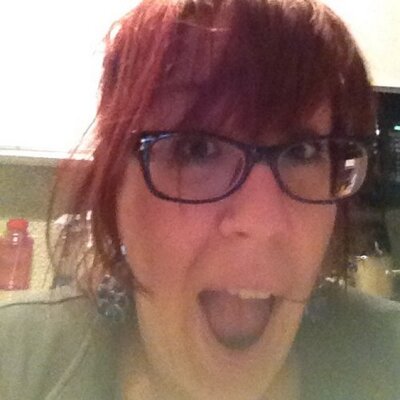 Profile Photo of Michele Claus (@bette1010) on Twitter