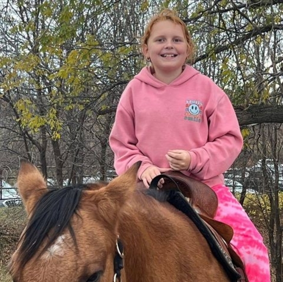 Profile Picture of Shelly Matthews (@shellymatthe854) on Poshmark