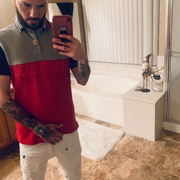 Profile Picture of Daniel Ray (@danny1man20) on Poshmark