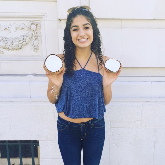 Profile Picture of Natasha Shaghafi (@natasha_shag) on Poshmark
