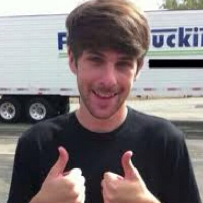 Profile Picture of Ian Hecox (@IanIanhecox) on Twitter