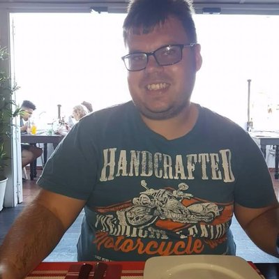Profile Picture of Luke Pickering (@lukepickerz) on Twitter