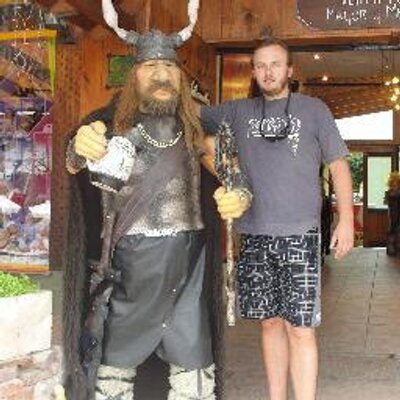 Profile Picture of Engle Martin (@pitazon) on Twitter