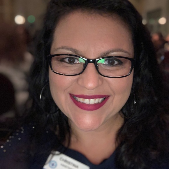 Profile Picture of Christina Luchian (@xcxm059) on Poshmark