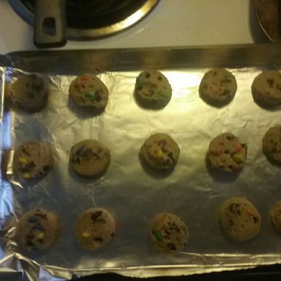 Profile Picture of Barbara Conway (@barbc2503) on Poshmark