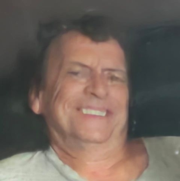 Profile Picture of Bernard Beaudreau (@bbeaudreau) on Poshmark