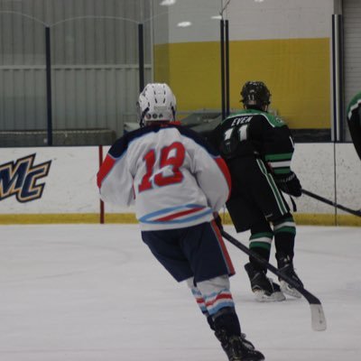 Profile Picture of Devin Fitzgerald (@devinfitz19) on Twitter