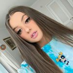 Profile Picture of alexandra mirica (@fan_page_for_holly) on Instagram