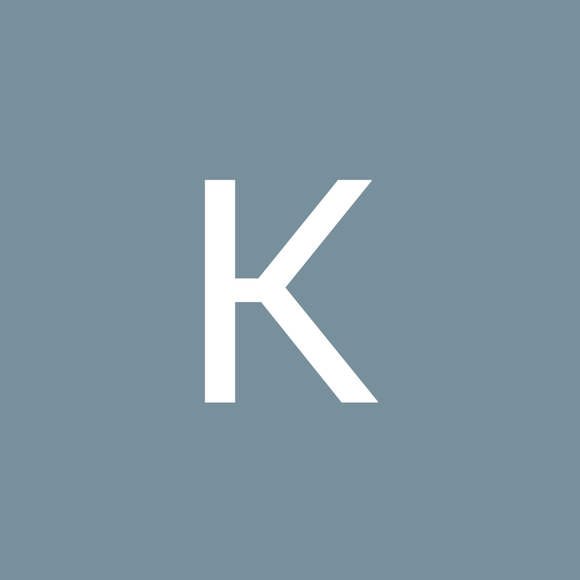 Profile Picture of Kim Addison (@kaddison100) on Poshmark