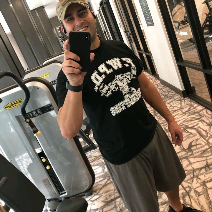 Profile Picture of Herry Williams (@user1732326182805) on Tiktok