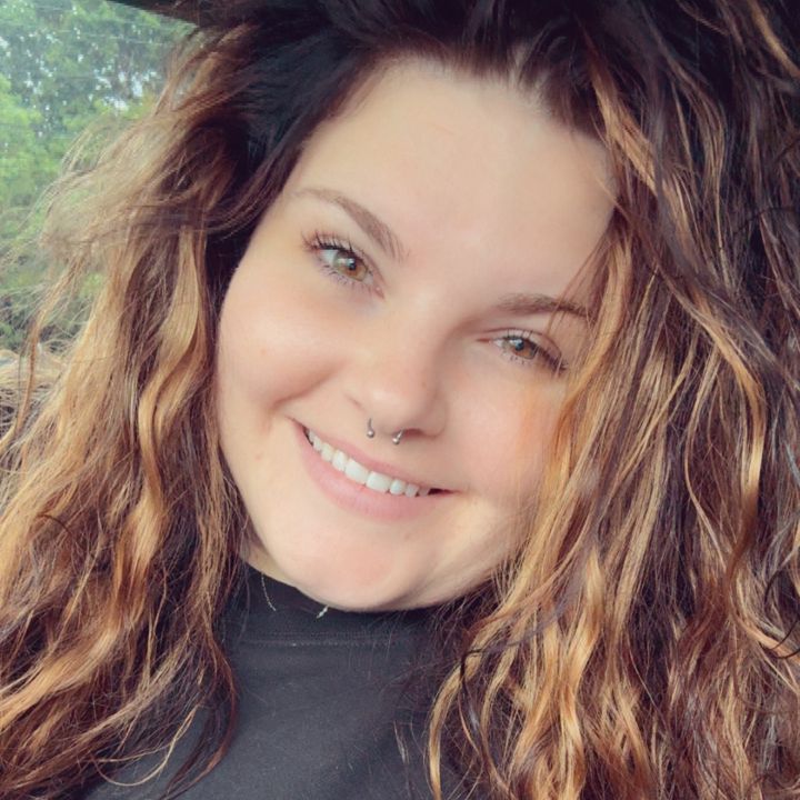 Profile Picture of chesley (@clbrownn) on Tiktok