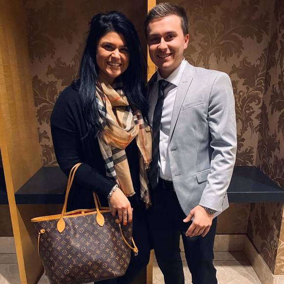 Profile Picture of John Cordell (@tunecordell) on Poshmark