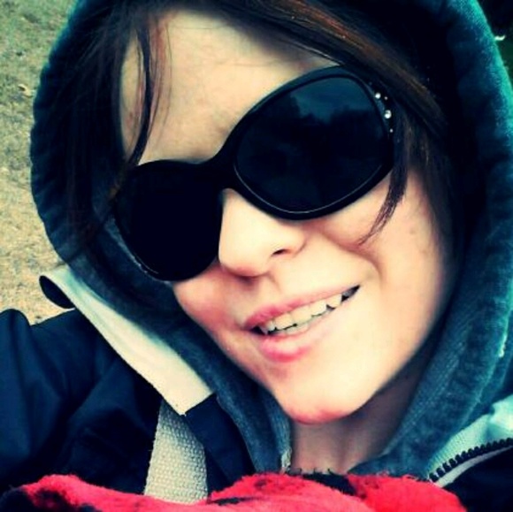 Profile Picture of Jessica Werthmann (@jessicarogers7) on Poshmark