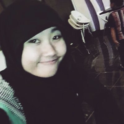 Profile Picture of Leny Kurniawati (@lenyk90) on Twitter