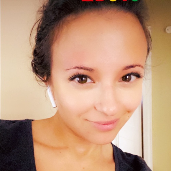 Profile Picture of Amanda Keicher (@abaker6987) on Poshmark