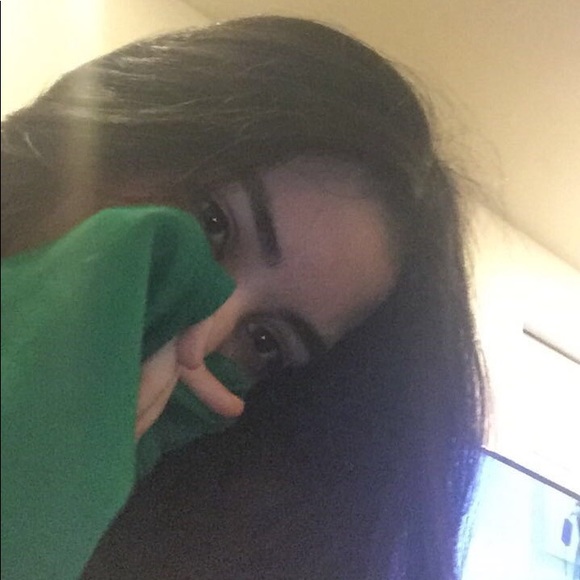Profile Picture of Paola Rodiles (@lagueerrita) on Poshmark