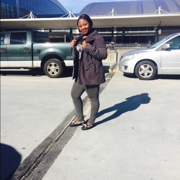 Profile Picture of Maiya Kinyongo (@feza95) on Poshmark