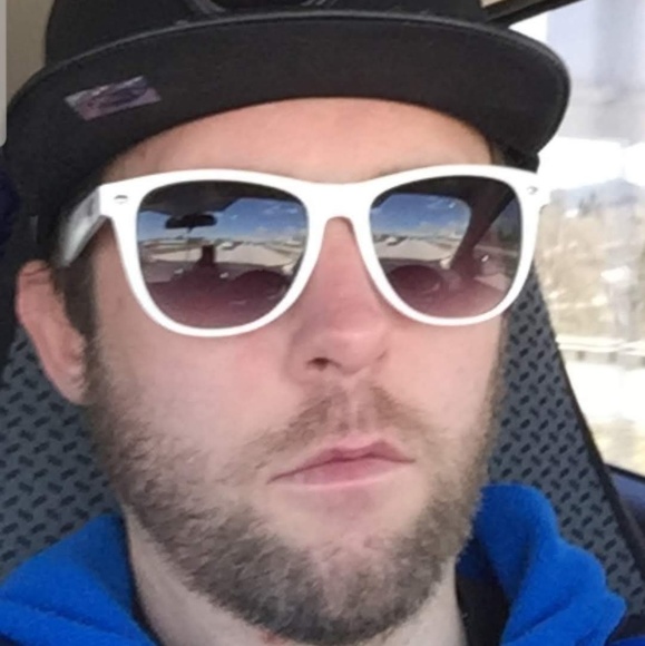 Profile Picture of Jared Mckinney (@jaredmckinney82) on Poshmark
