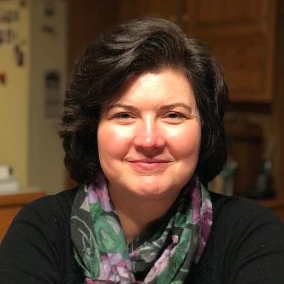 Profile Picture of Jill Gralak (@jgralak) on Poshmark