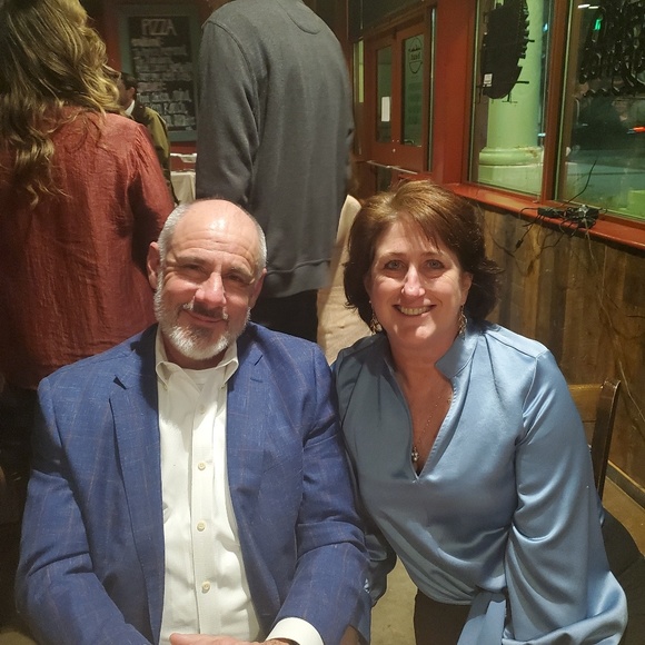 Profile Picture of Leslie Leopard (@lleopard) on Poshmark