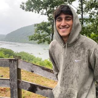 Profile Picture of 19 (@julianburgess_) on Instagram