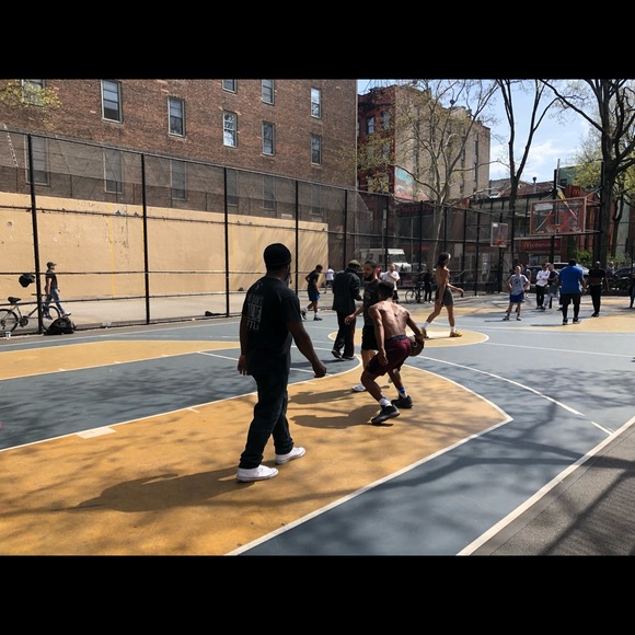 Profile Picture of C Warthenburg (@warthenburgvan) on Poshmark