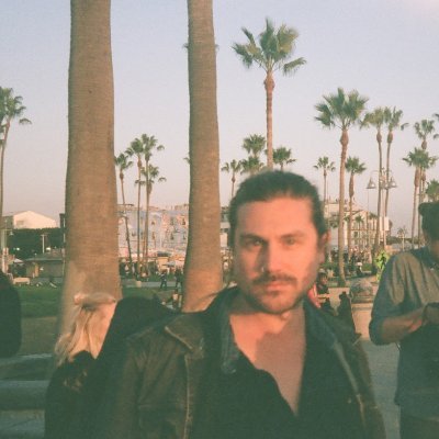 Profile Picture of Tim Travers Hawkins (@timtravershawk) on Twitter