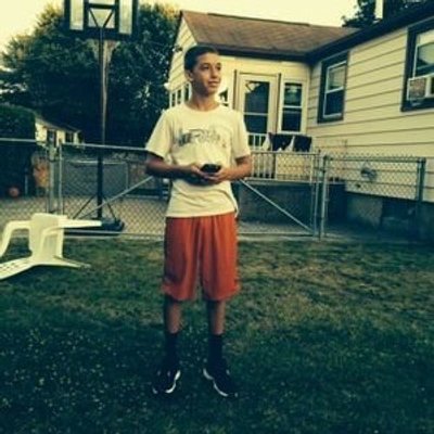 Profile Picture of Nick Mollo (@nickmoIIo24) on Twitter