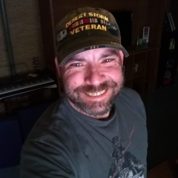 Profile Picture of Michael Spicer (@michaelspice336) on Poshmark