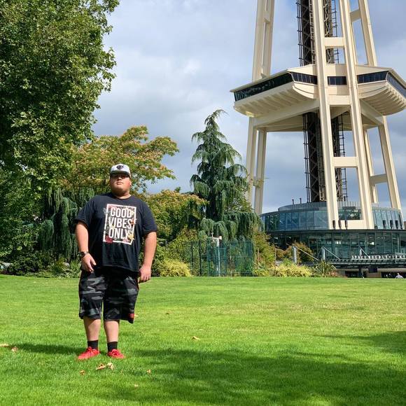 Profile Picture of David Casillas (@kanecasillas) on Poshmark