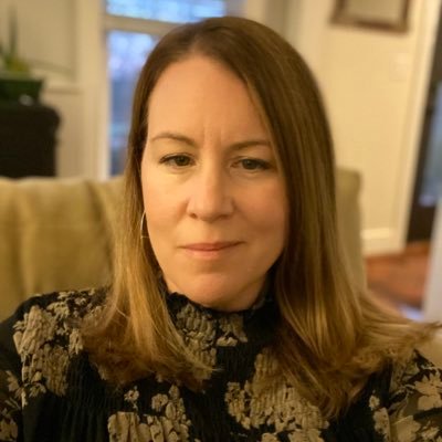 Profile Picture of Julia McQuaid (@JuliaMcQuaid) on Twitter